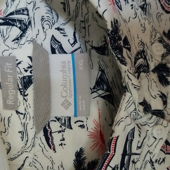 Shirt - Picture 2 of 4